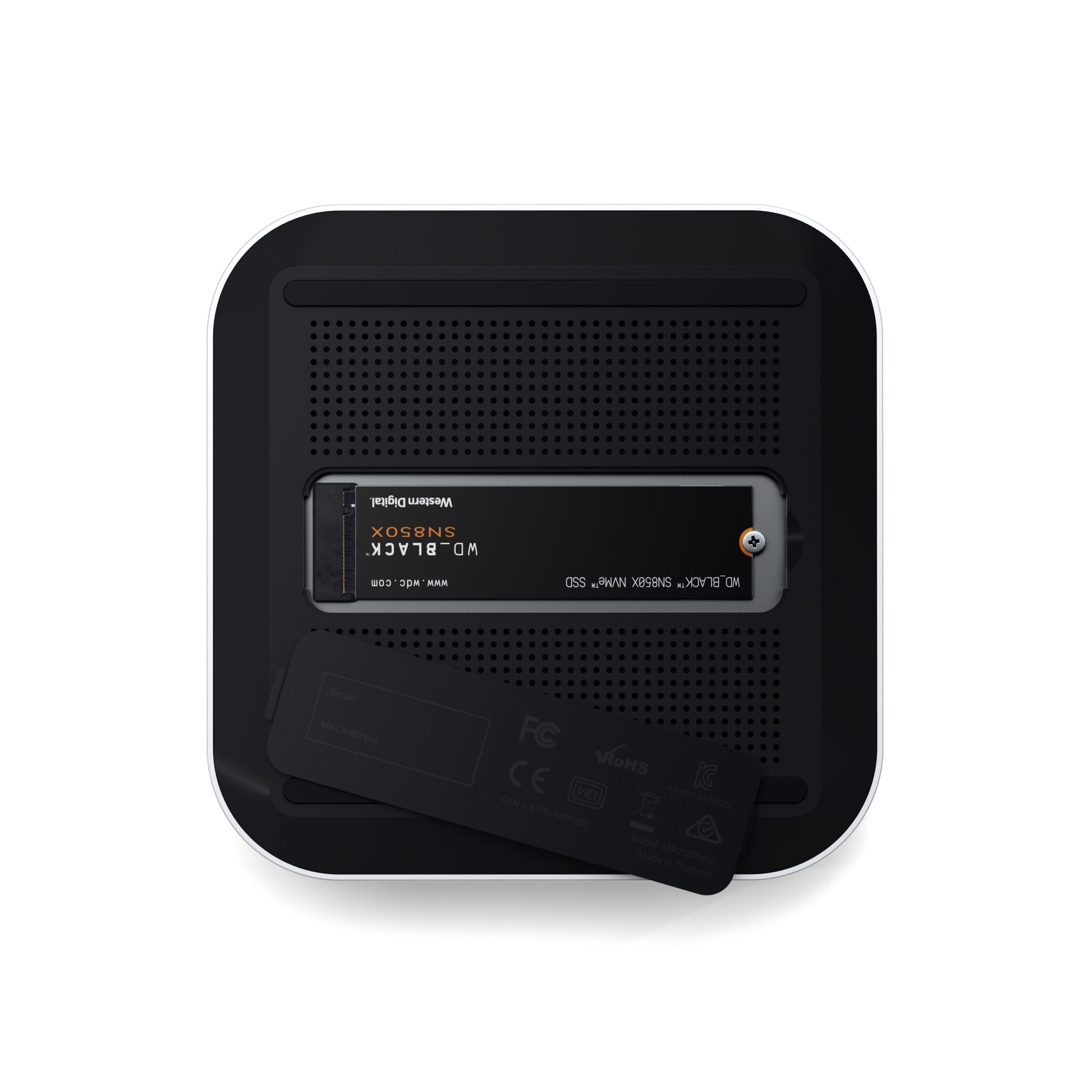 Satechi Thunderbolt 5 CubeDock with SSD Enclosure (3xTBT 5 Downstream Ports, TBT 5 Host Port 140W,2x USB-C 3.2, 2x USB-A 3.2, 2.5 Gigabit Ethernet,SD & microSD Reader,M.2 NVMe SSD Enclosure,Active Cooling) - EU - Silver - Slika 6